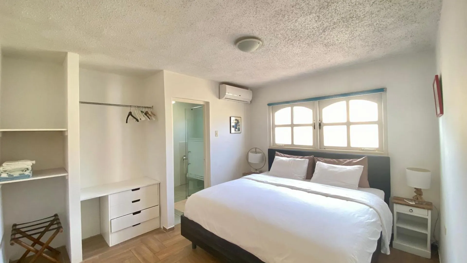 Casalina Garden 2 Blocks To Palm Beach & Kitesurfing School 0*,  Aruba