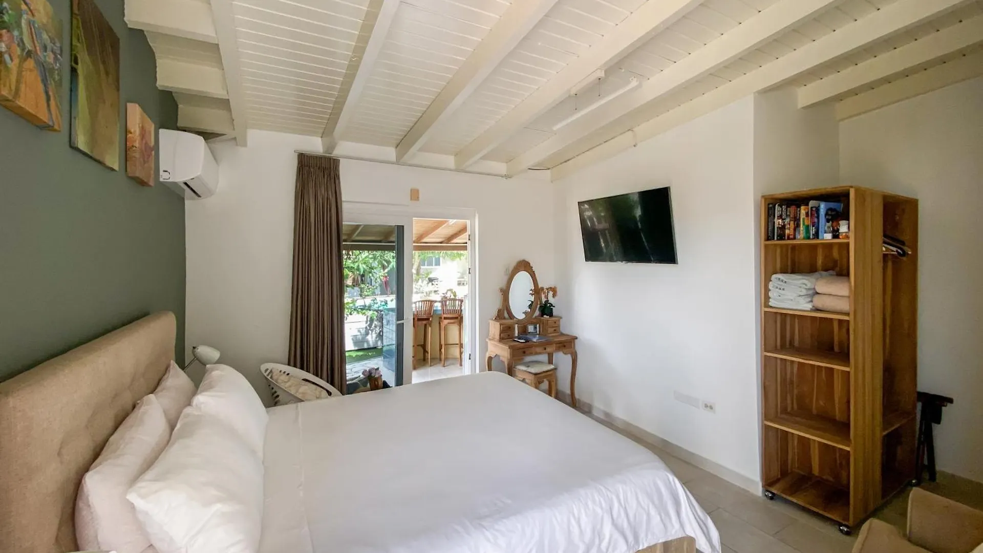 Apartment Casalina Garden 2 Blocks To Palm Beach & Kitesurfing School Aruba