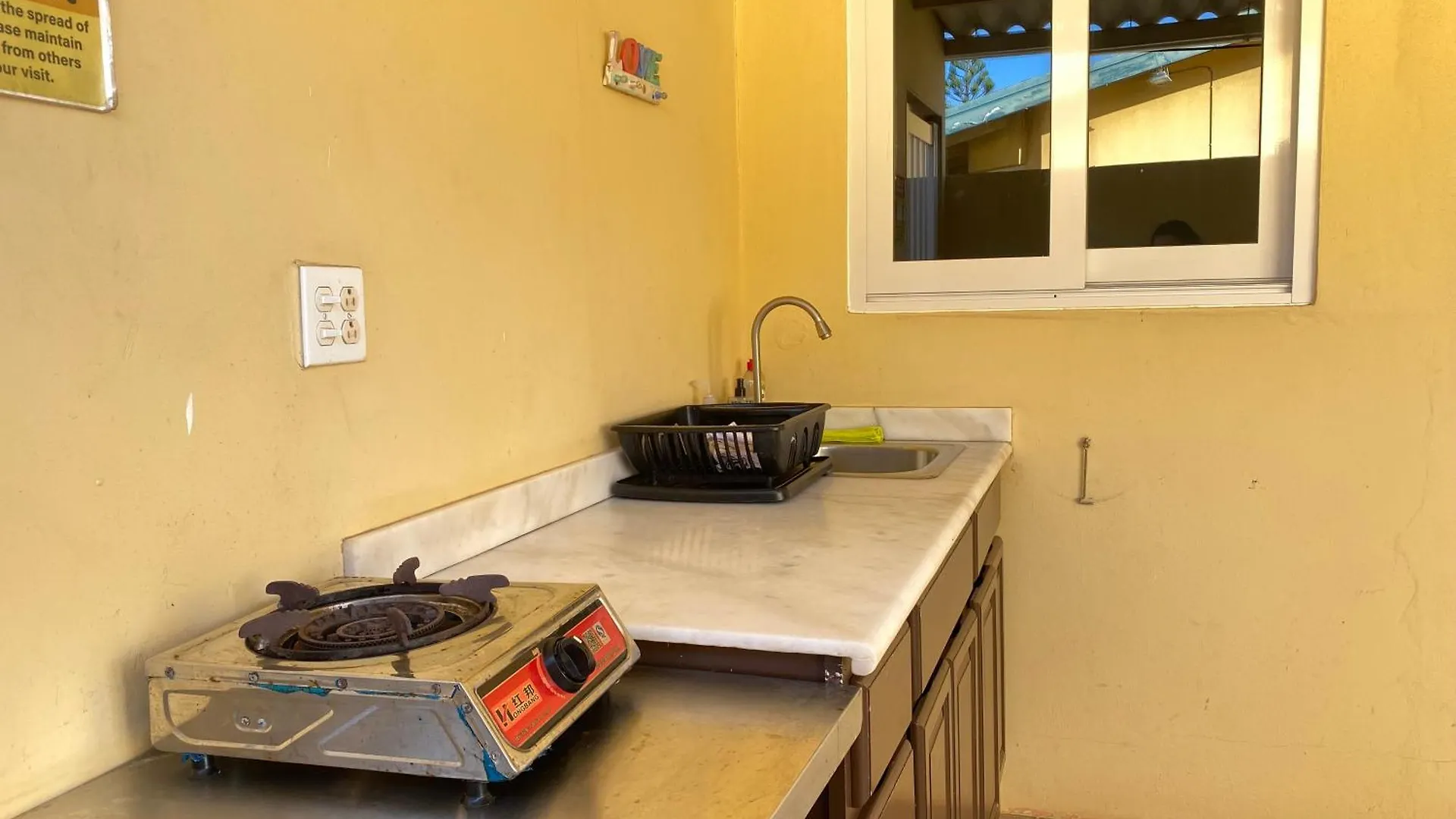 Casalina Garden 2 Blocks To Palm Beach & Kitesurfing School Apartment